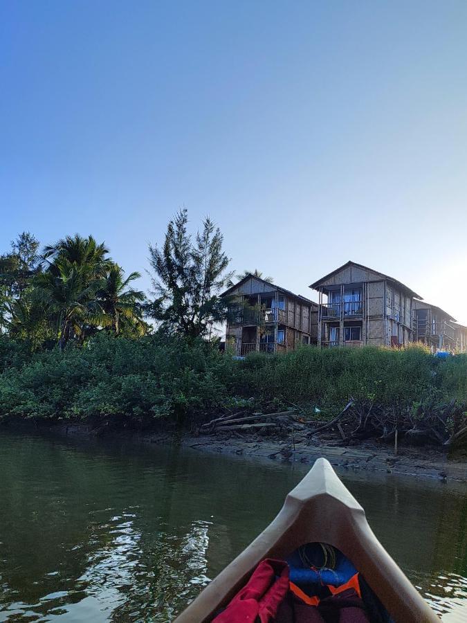 Chivarin Resorts Малван Экстерьер фото