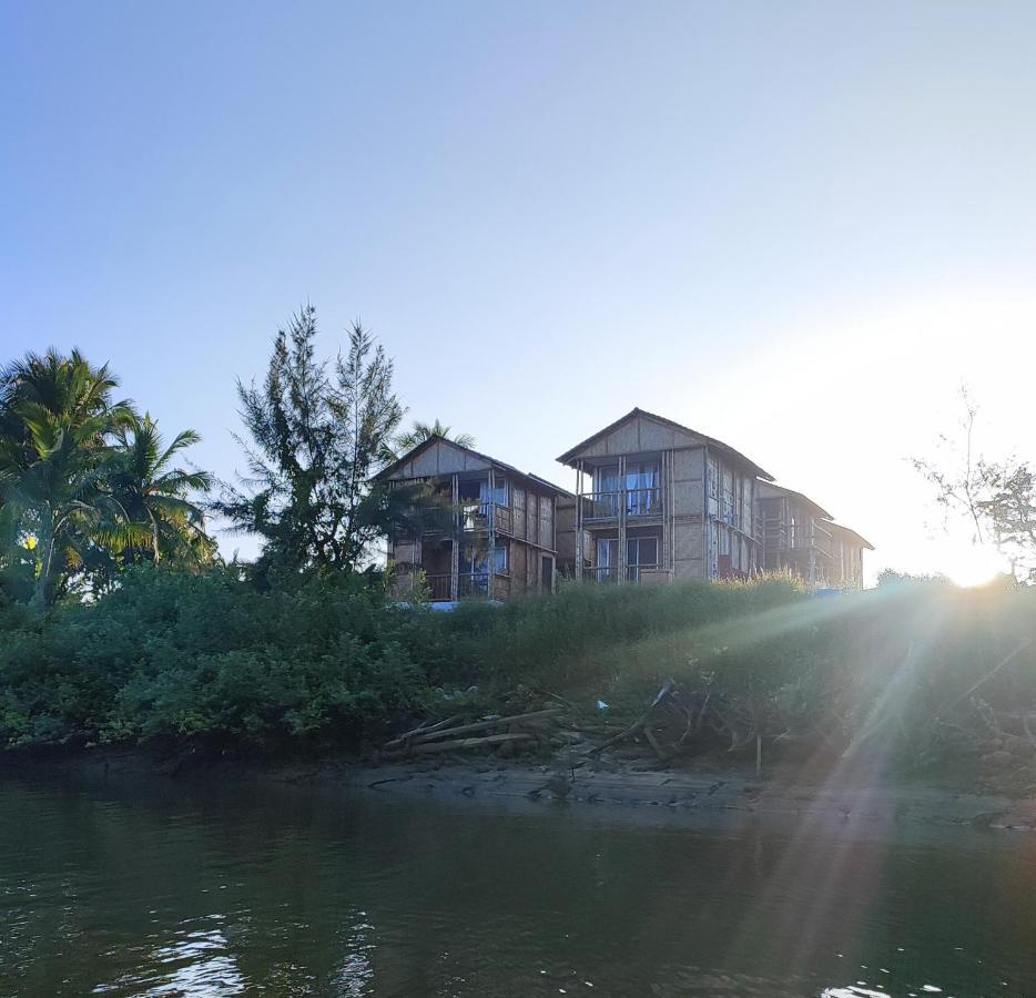 Chivarin Resorts Малван Экстерьер фото